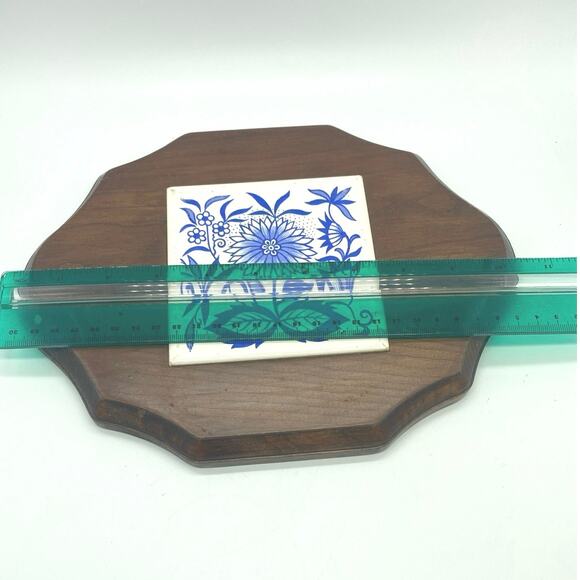 Handmade Wooden Wall Plaque Trivet‎ with Blue white tile - Picture 5 of 8